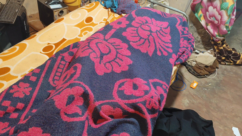 Ankush raj: Mi hermanastra se divierte mucho, tuvo mucho sexo