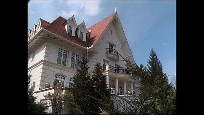 XTime Vod: Alessandra Schiavo i filmen martyrdomens villa