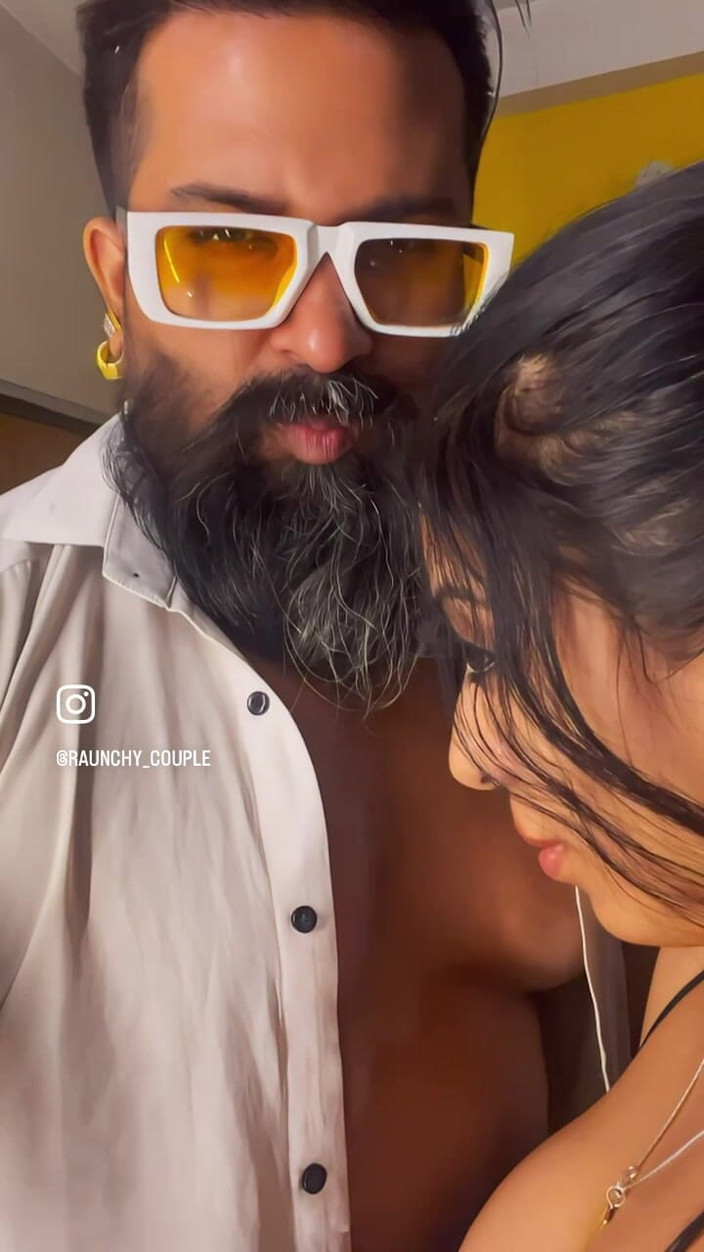 raunchy_couple: Juicelaa Greeting Bersedia Untuk Pancut U Out