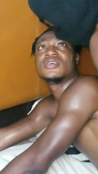 Massagem corporal com final feliz