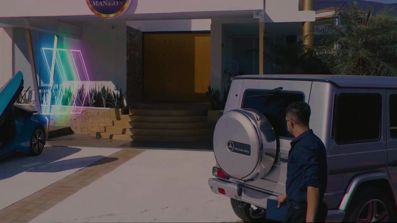 Good Girls Mansion: Šukám ji v pejska ggmansion