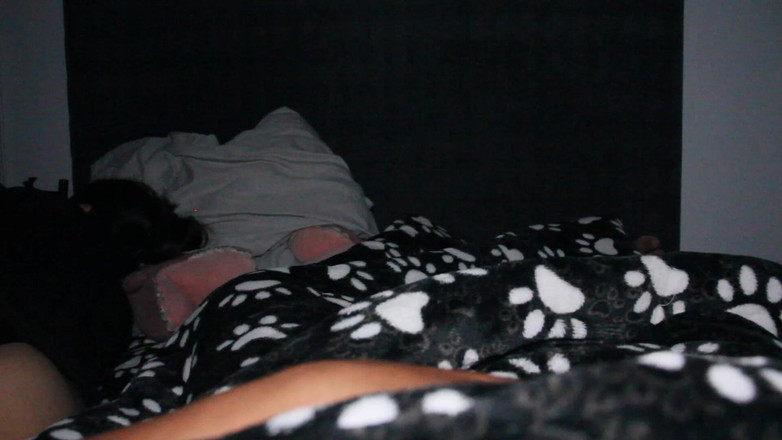 Kevin's Life: Jdu do pokoje své nevlastní sestry a naplním její kundičku...