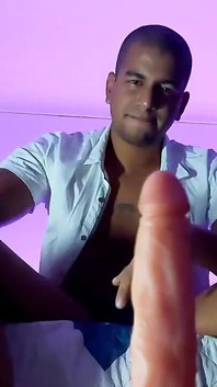Humilhando seu pau, sob poder muy, debaixo das minhas botas, você não consegue nada depois da minha presença