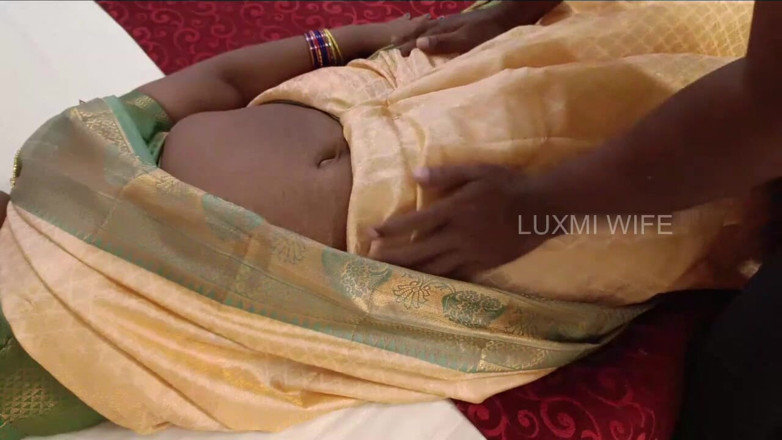 Luxmi Wife: Šukání kamarádovy macechy v Sárí - 1