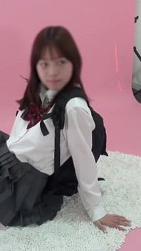 Pure Idol - cutie whispers sorry as her panties revelam um segredo que ela poderia ft esconder 1º