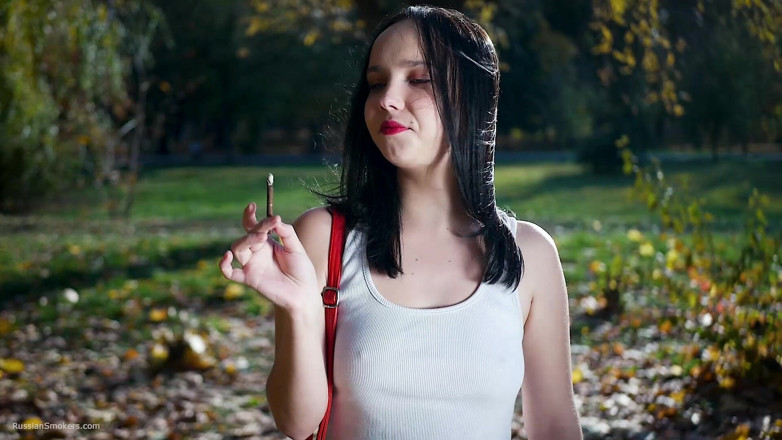 Russian Smokers: Anastasia
