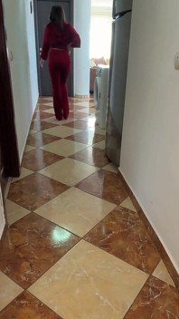 Red Velvet Fart Queen