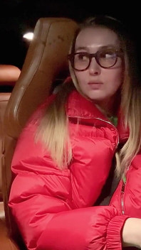 The Stepson Who Ran Away From Home Actively Fucks His Stepmother's Pussy in His Stepfather's Car