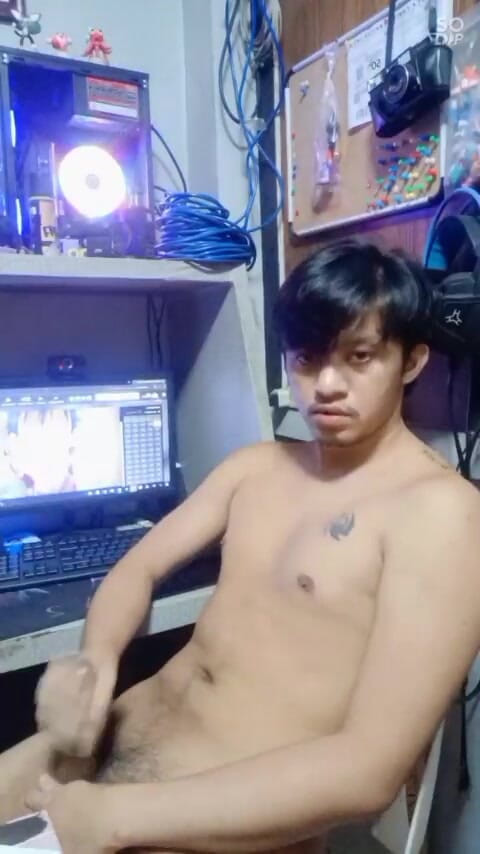 Rent A Gay Productions: Ragazzo Asiatico Ottiene Il Suo Sperma