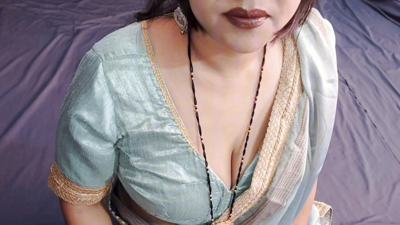 Sexykajalbhabhi: Nyepong kontol bapak kos dan bikin cowok ini jilat memeknya...