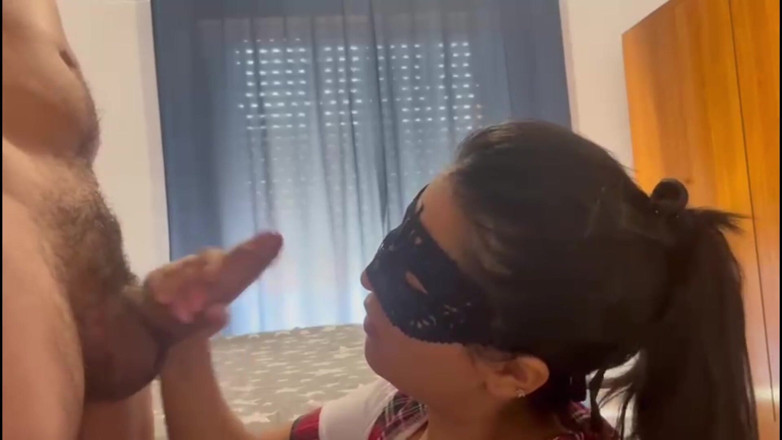 DragonGalaxy11: Hausgemachter analer Sex mit einer College-Latina und Ejakulation im Mund.