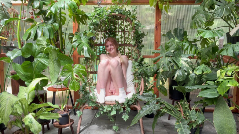 Destination Kat: Bts Greenhouse Play