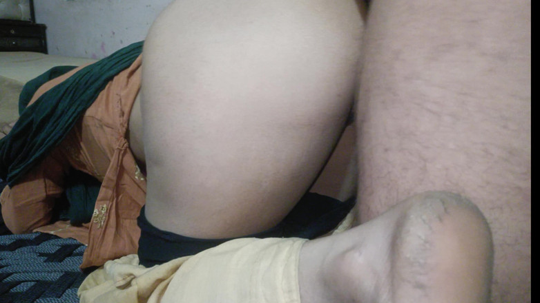 Xyzmastilcing: Qual è la vita di una donna oggi?