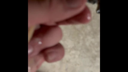 Branlette dans un préservatif