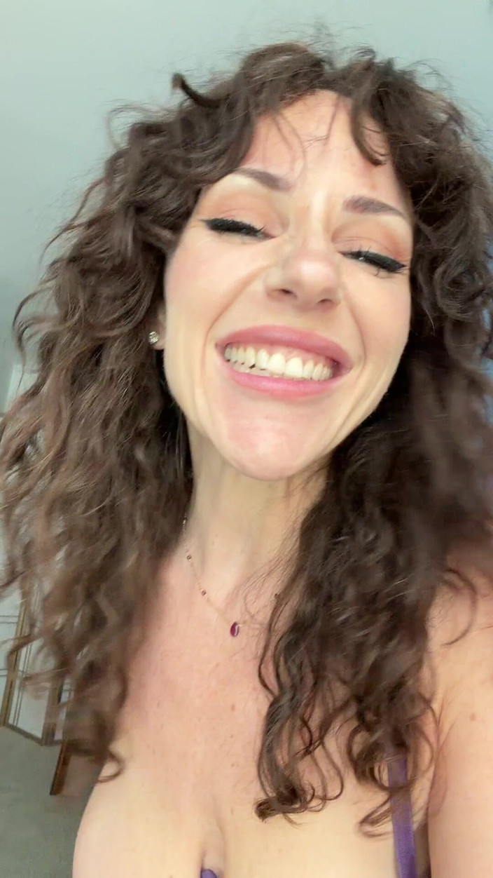 SavvyStar: Cucking và làm tình