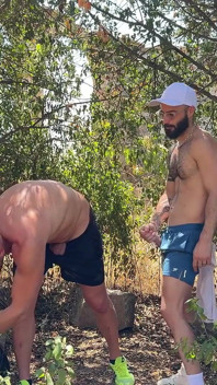 Un penis sălbatic sfâșie un pasiv anxios în pădure