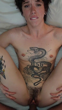 Salem Nox, copine taquine et sexy de mon meilleur ami, vous séduit