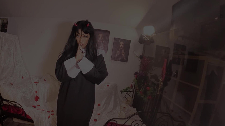 Miss Lilith devil: De Duivelse Non.