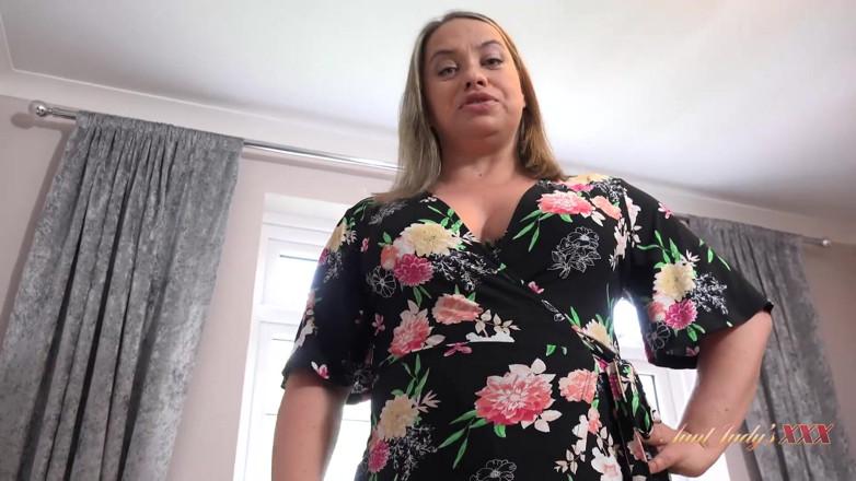 Aunt Judy's XXX: AuntJudysXXX - 배다른 아들 자위하는 41살 새엄마 Olga