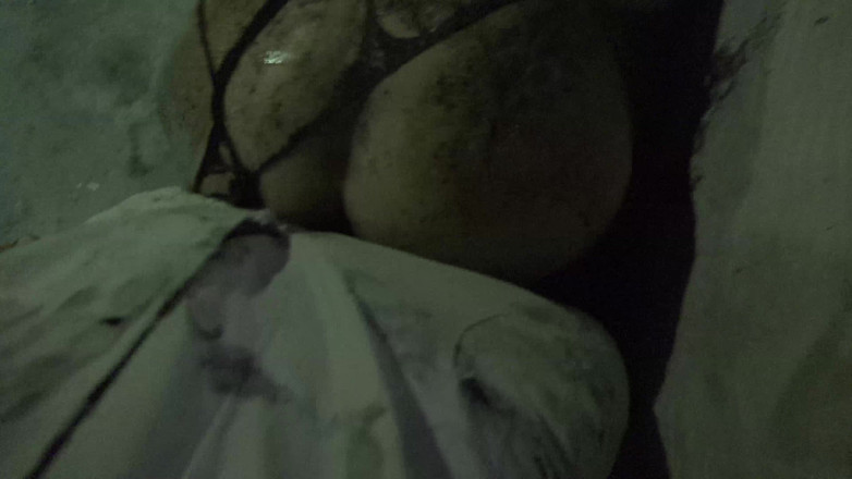 Horror porn: 공포 포르노 17: 여자 거미