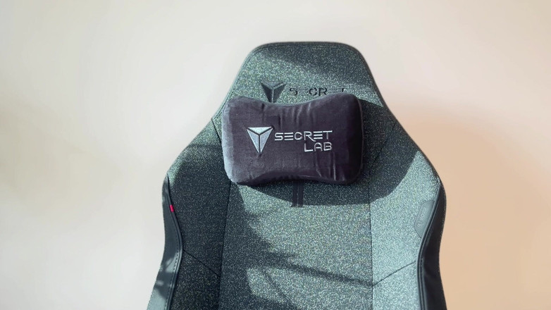 Miss Valentina: Cum sobre mi silla de juegos