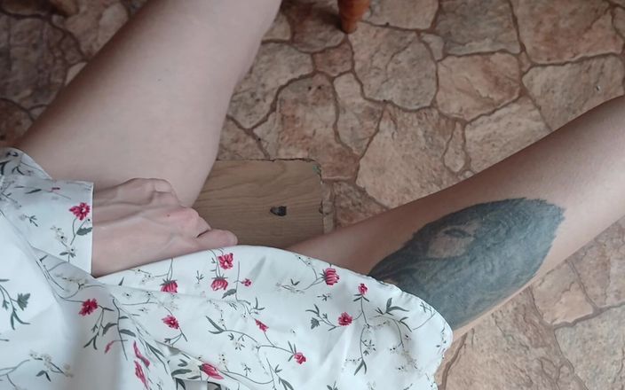 Lesbian-illusion: Salto il college quando i miei genitori sono al lavoro...