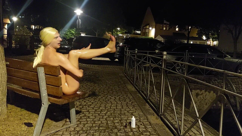 sweetfeet29: 석유 인 더 이웃 진짜 누드