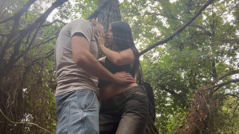 Bennybanana: Benny Banana Fucks Hard a Slut Found in the Woods