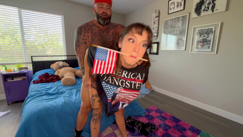 Bigdann82: La figliastra si fa scopare l'atteggiamento da lei per america