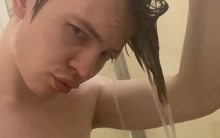 Rushlight Dante: 只是我在洗澡尝试如此性感