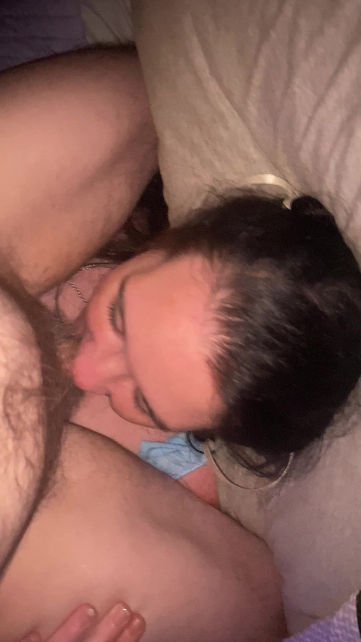 Hubbies Sapphire: Irgendwann habe ich blowjobs geleckt ...