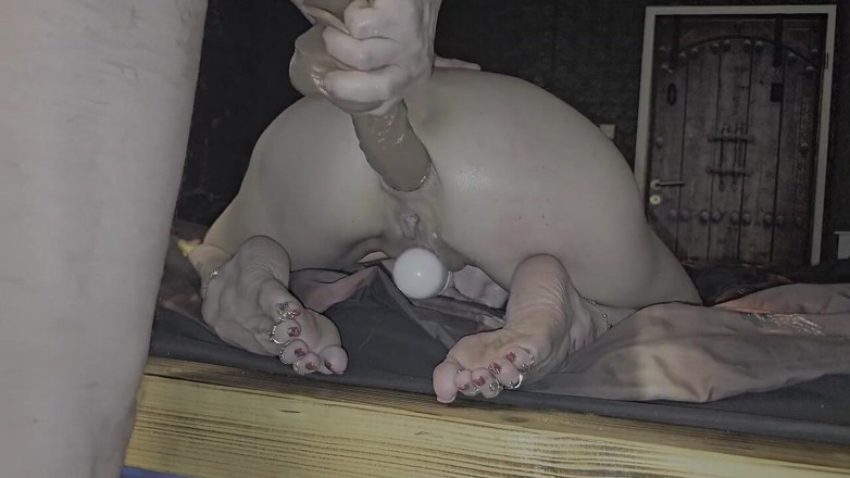 Dilay: Use My Ass and Play with Me Please