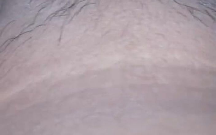 VelvetClick11: 非常に興奮した義理の叔母がセックスを求めた