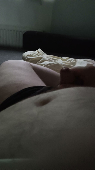 Runkaren32: I'm Jerking off