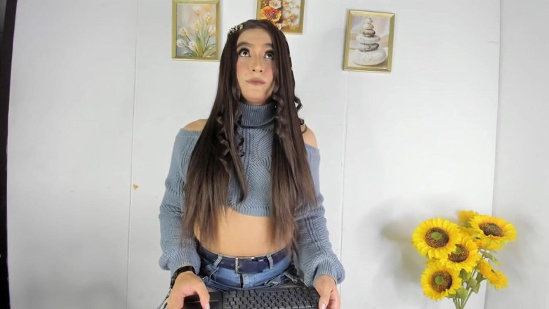 Aline Costa: Người chuyển giới xinh đẹp muốn quan hệ