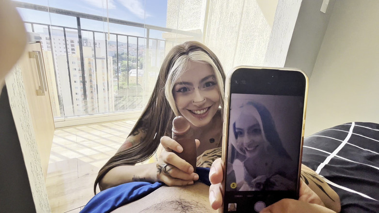 QroZne Studios: Сфотографируйте с хуем в лице твоей сводной сестренки, с участием Janys