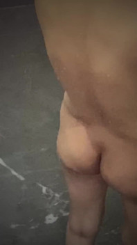 Üvey Kız Kardeşin Banyoda Banyo Yaptığı Video