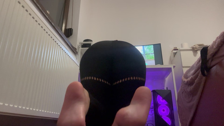 NipsAndStrips: 2부를 스트레칭하는 동안의 원나이