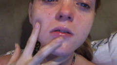 Renee Sakuya: Dávení na prsty a tření plivacího obličeje