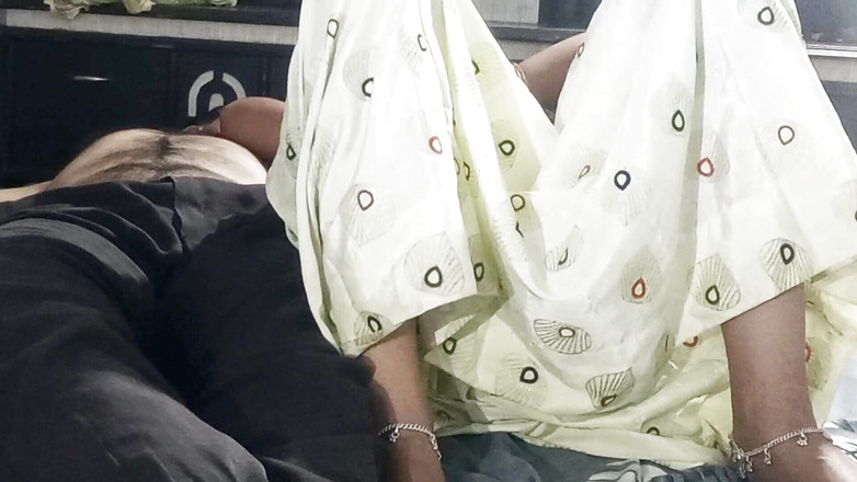 Rakul008: 德西女仆被抓并被狠操