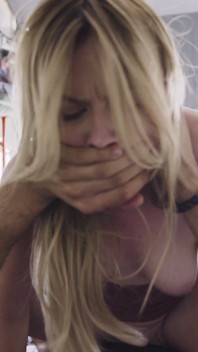 Britney light macht einen boxenstopp für schwanz