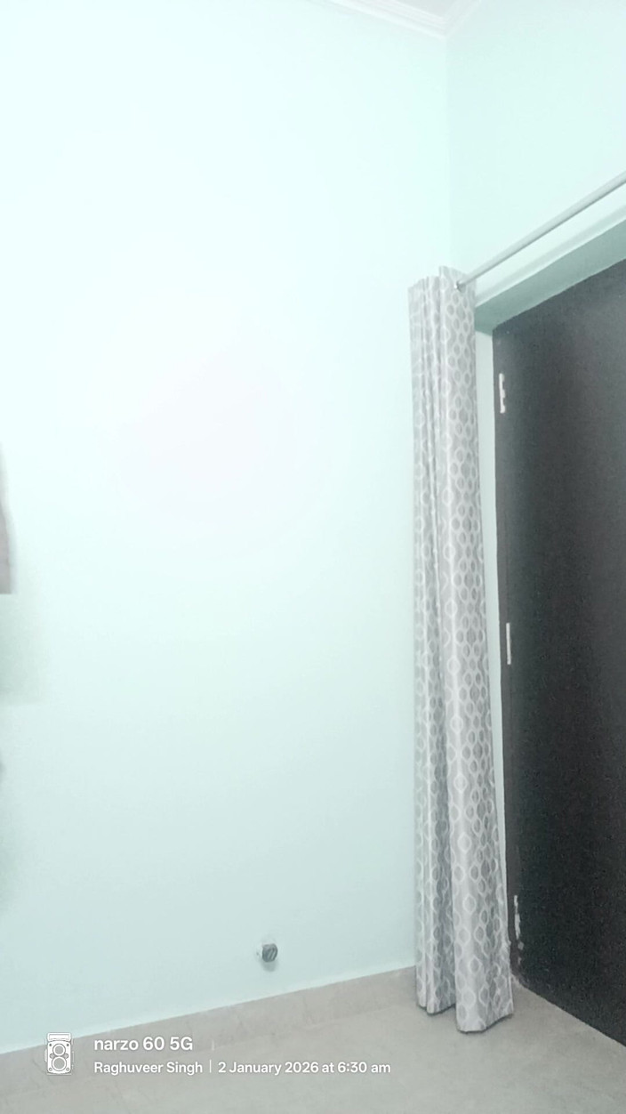 Rajasthani-old-lover: Hombre indio disfruta de la ducha y show de masturbación...