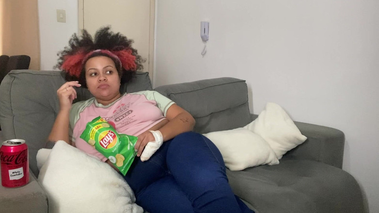 Cutiepiie Chubby: Awek montel kentut dan membakar semasa saya menonton TV