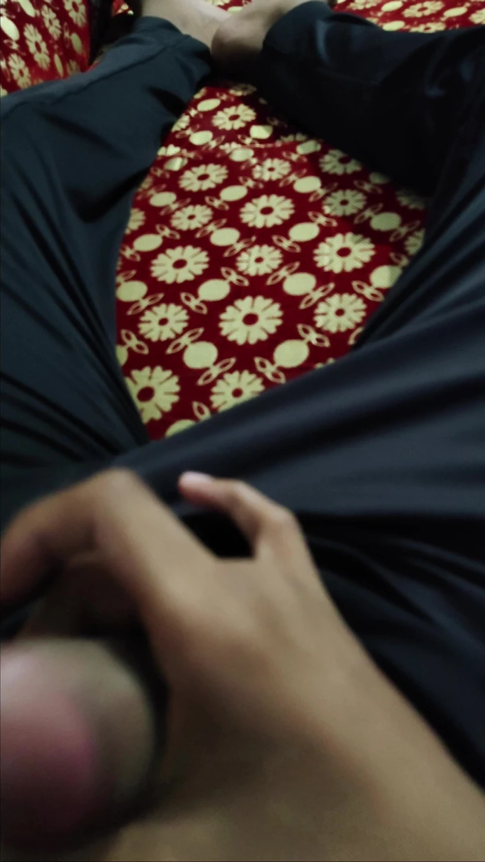 RandiJiHu studio: I Masterbate While Thinks About My Hot Chubby Stepmom