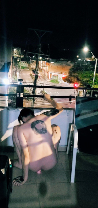 SlutClosetedfag: Exhib dildo knulla på balkongen