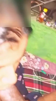 Uzun zaman önce, Kalküta'da Sonaimuri'yi ziyaret ederken seksi bir kızı öptüm.