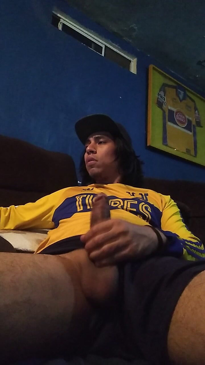 AlexAlejandro13: Un cazzo mostruoso