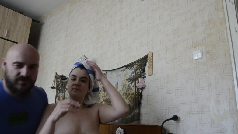 Hairy Homemade Amateur Orgasms: I was creaming my body and decided hubby to lick...