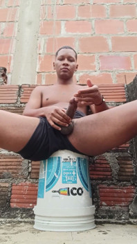 Joven Colombiano Se Masturba En La Azotea