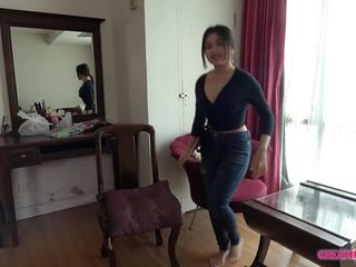 Creampie In Asia: थाई लड़की चूत में वीर्य के साथ तीन लोगों की चुदाई